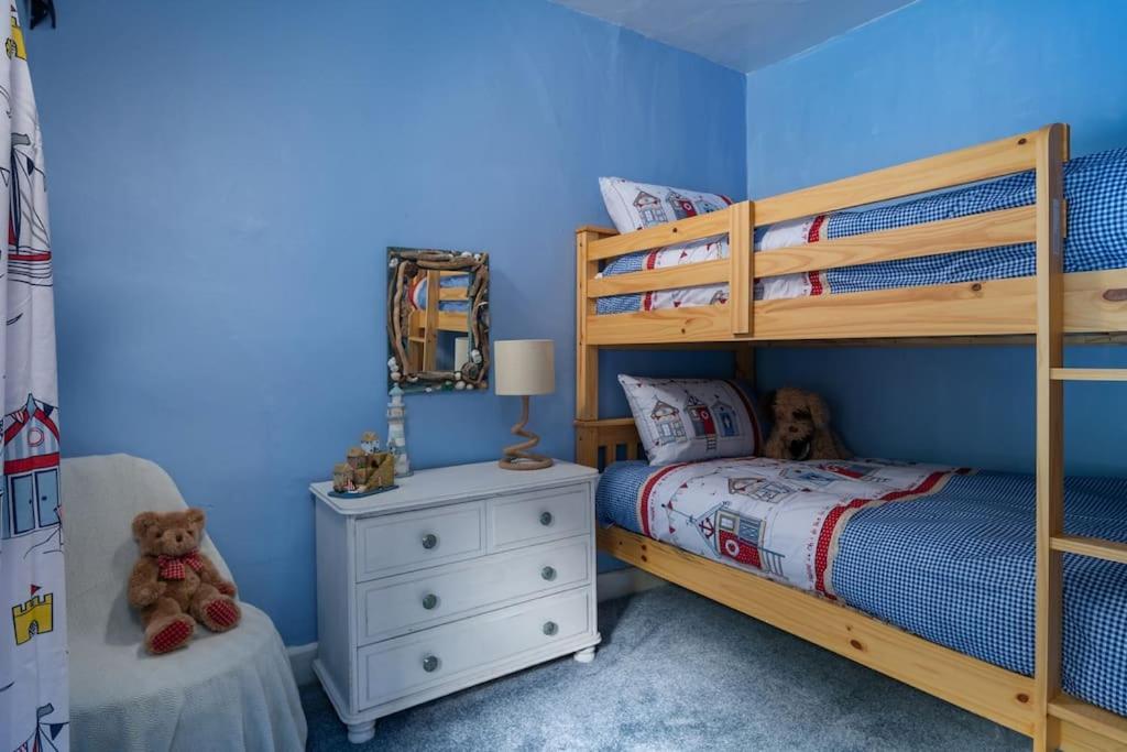 Fantastic Sea Views At Century'S Old Alma'S Cottage - Sleeps Up To 8 Guests Penmaenmawr Exterior photo