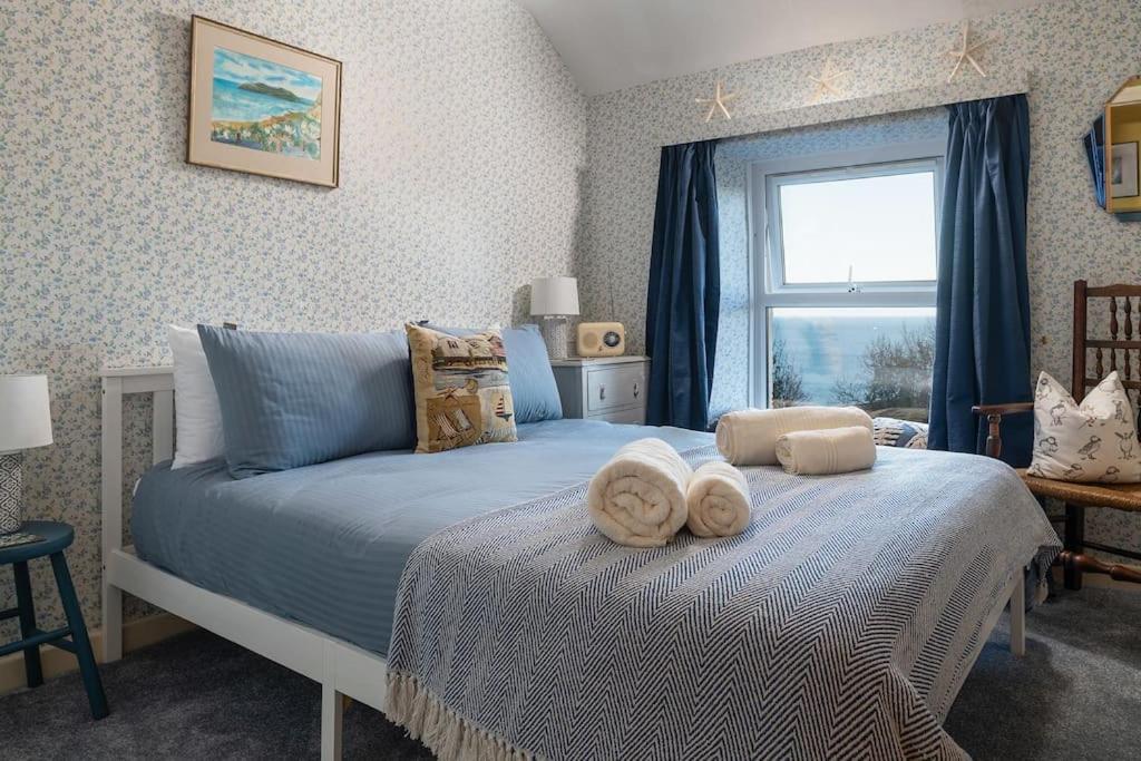 Fantastic Sea Views At Century'S Old Alma'S Cottage - Sleeps Up To 8 Guests Penmaenmawr Exterior photo